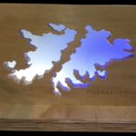 Cuadro Homenaje Malvinas. Prohibido olvidar.- Con Neón LED